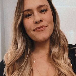 Meet your Posher, Kaleigh